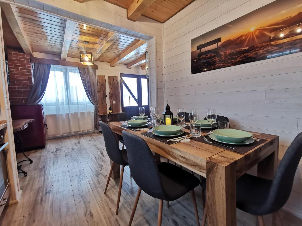 Bear'S Lair Chalet โปรุมบาคู เด ซุซ ภายนอก รูปภาพ