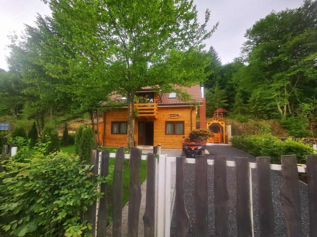 Bear'S Lair Chalet โปรุมบาคู เด ซุซ ภายนอก รูปภาพ